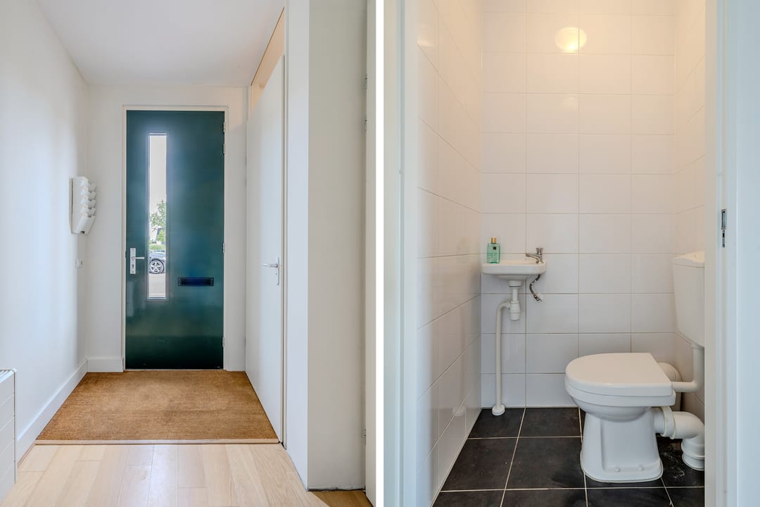 Modern and energy-efficient terraced house with unobstructed water views in Westerdel — 31