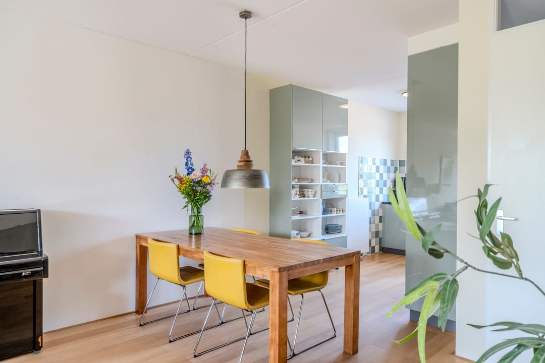 Modern and energy-efficient terraced house with unobstructed water views in Westerdel — 17