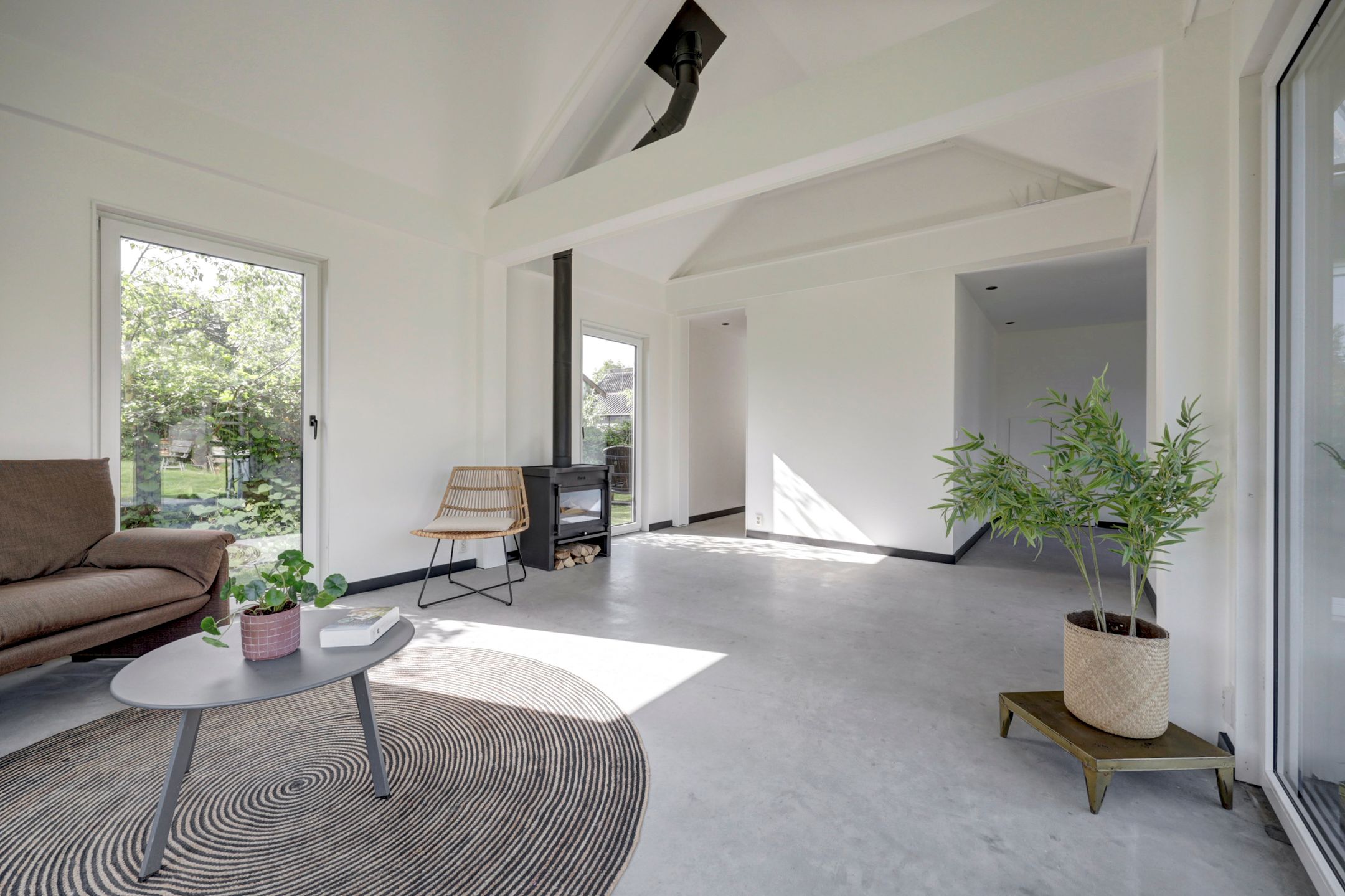 2-bedroom freehold villa in Rohel — photo 5 of 5