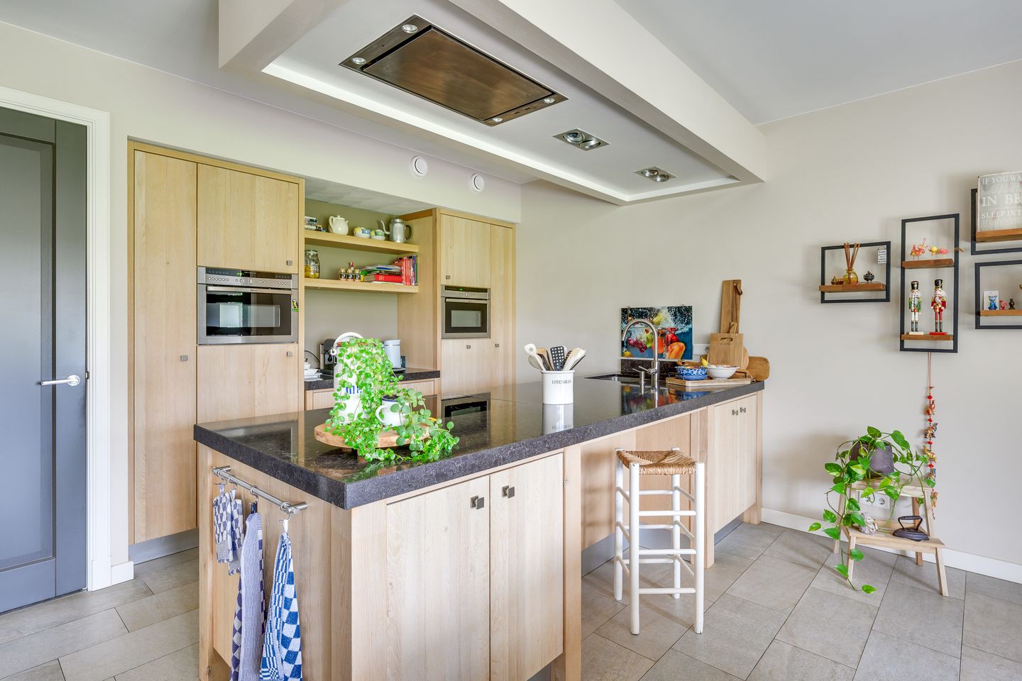 Spacious Detached Family Home with Energy Label A in Langenboom — 20