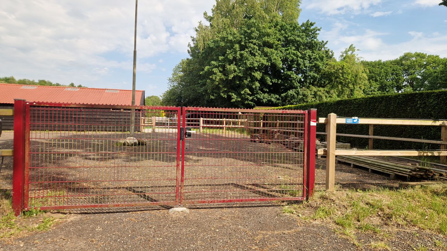 Bekijk foto 5 van Uiterdijk 1