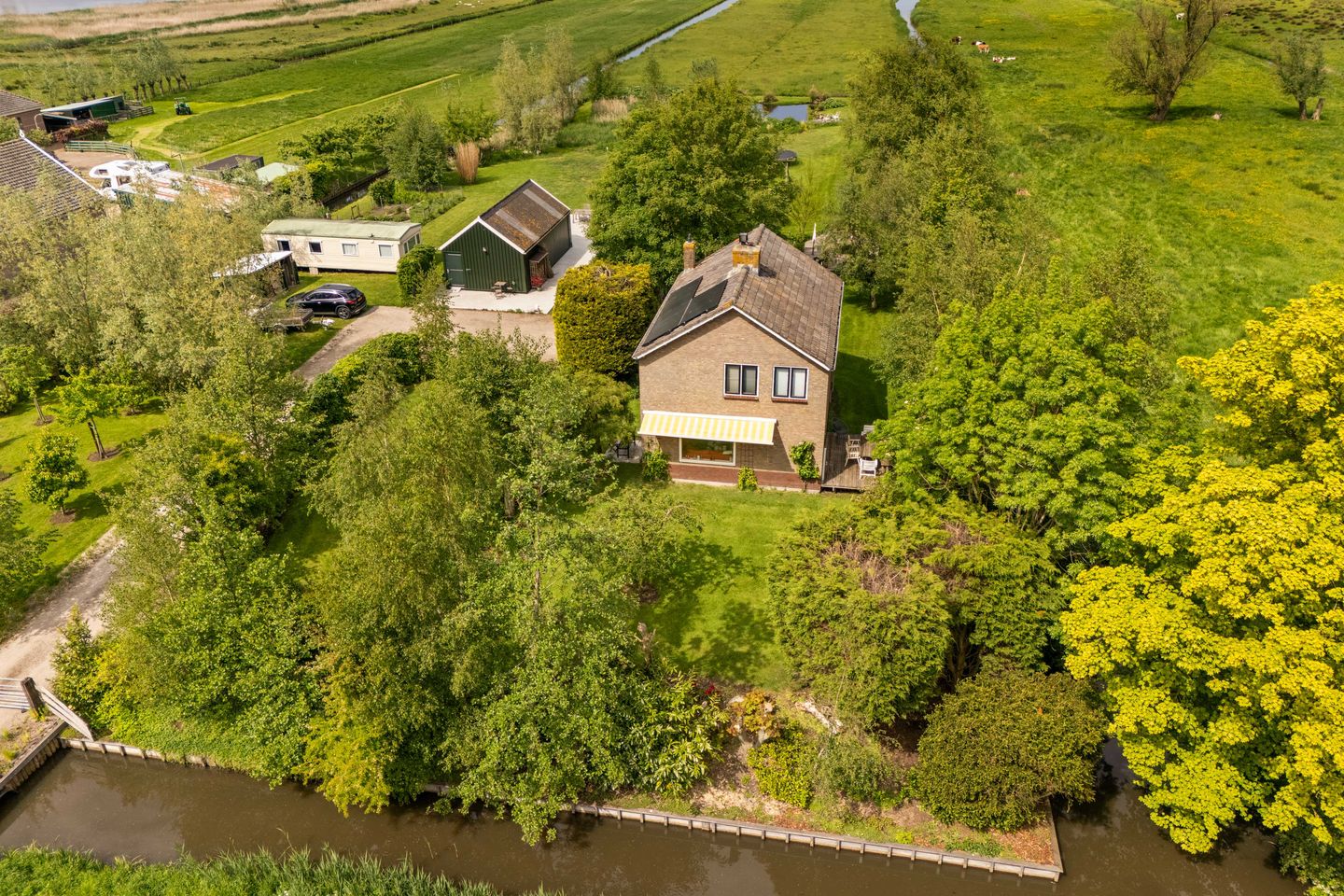 Photo 40 of Botsholsedwarsweg 2
