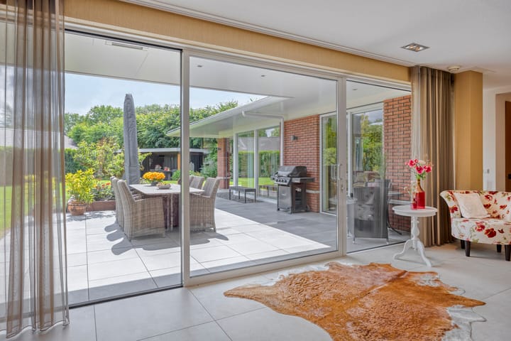 Vrijstaande woning te koop: Tolberterstraat 55, Leek