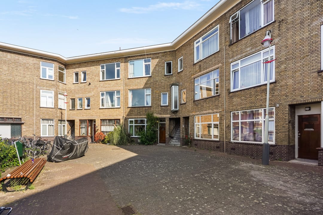 Spacious Ground Floor Apartment with Large Garden in Rustenburg-Oostbroek — 7