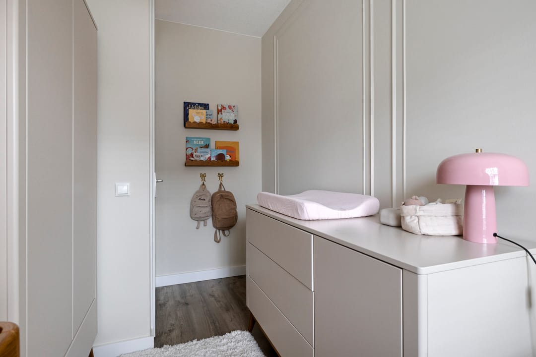 Modern Move-In Ready Terraced Home with Covered Terrace in Deurne Spoorzone — 22