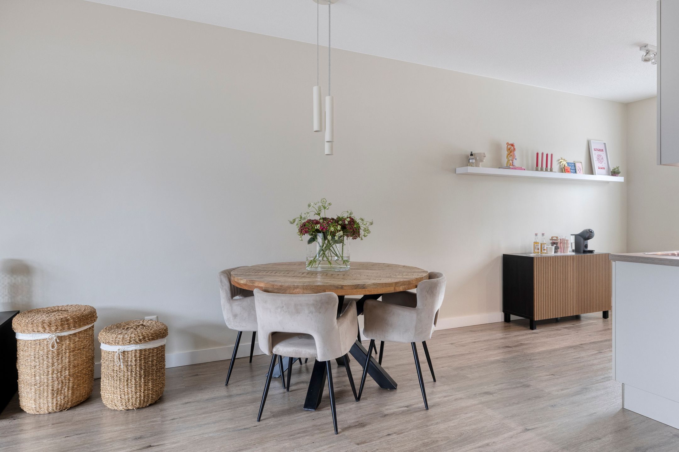 Modern Move-In Ready Terraced Home with Covered Terrace in Deurne Spoorzone — 12