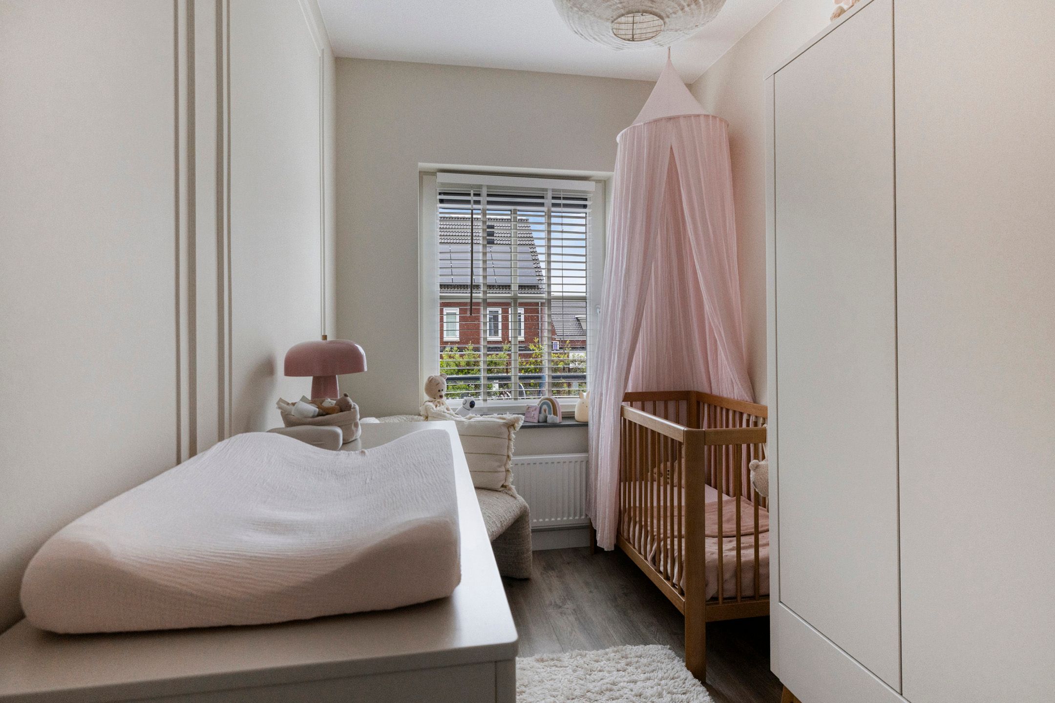 Modern Move-In Ready Terraced Home with Covered Terrace in Deurne Spoorzone — 21