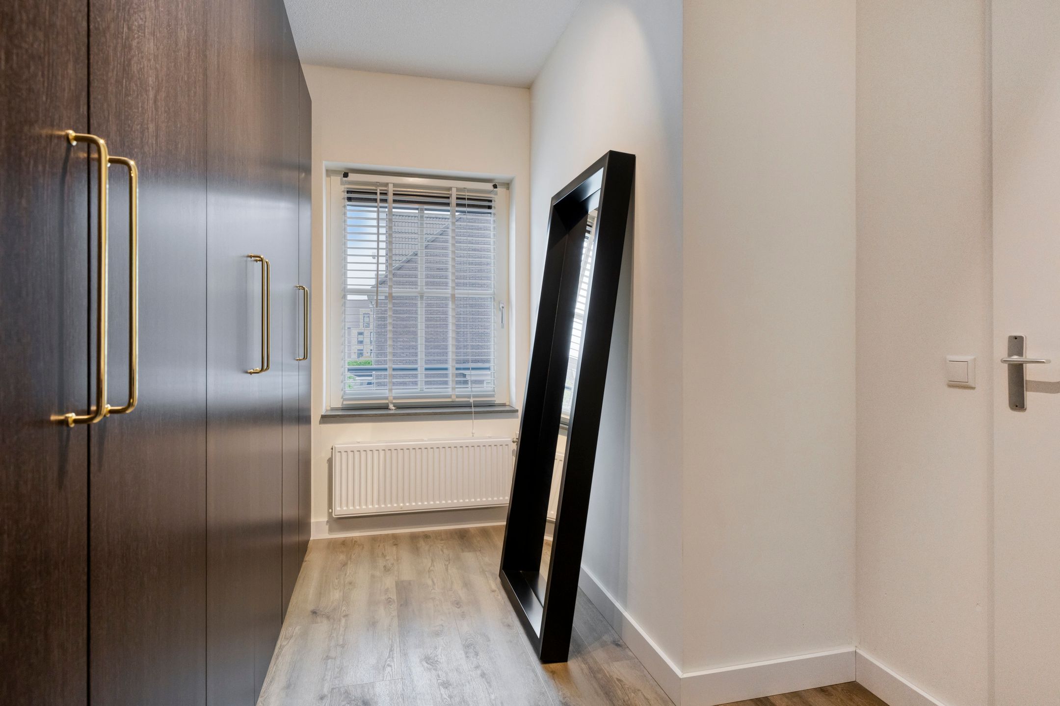 Modern Move-In Ready Terraced Home with Covered Terrace in Deurne Spoorzone — 18