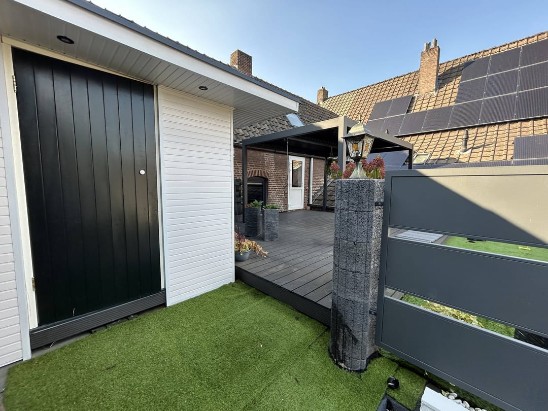 Fully Renovated Spacious Detached Home with Garage and Roof Terrace in Kerkrade — 7