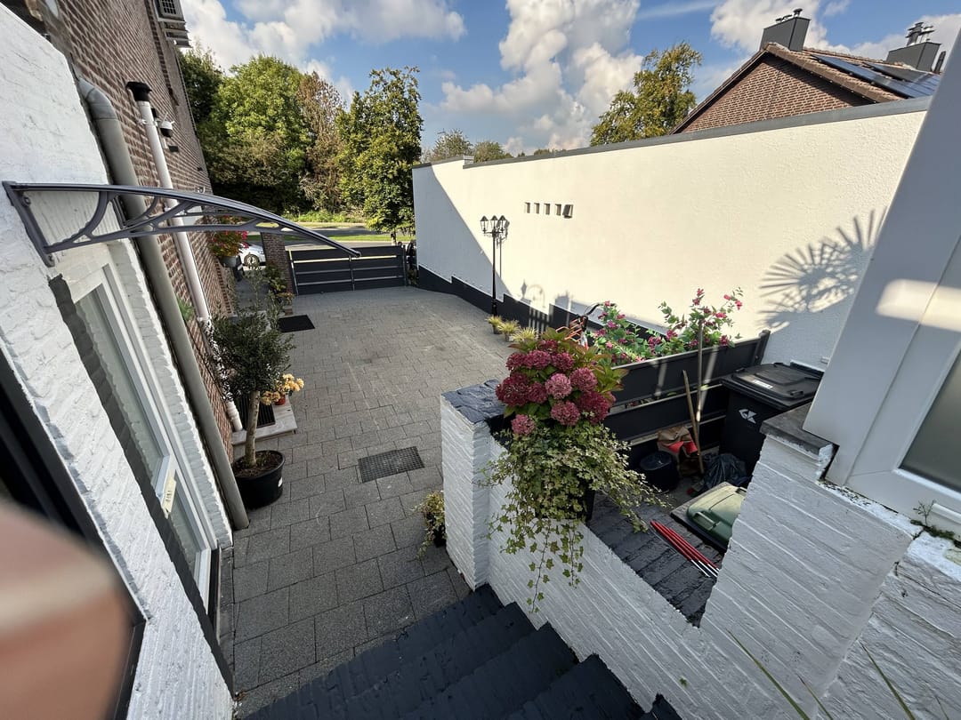 Fully Renovated Spacious Detached Home with Garage and Roof Terrace in Kerkrade — 16