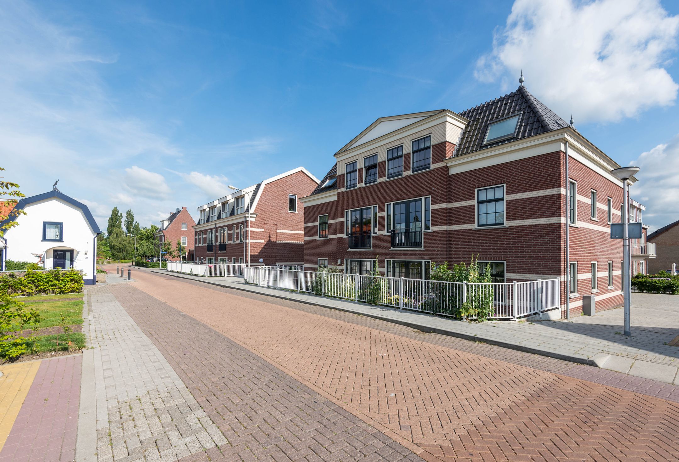 Photo 6 of Burgemeester Boudet van Damstraat 16