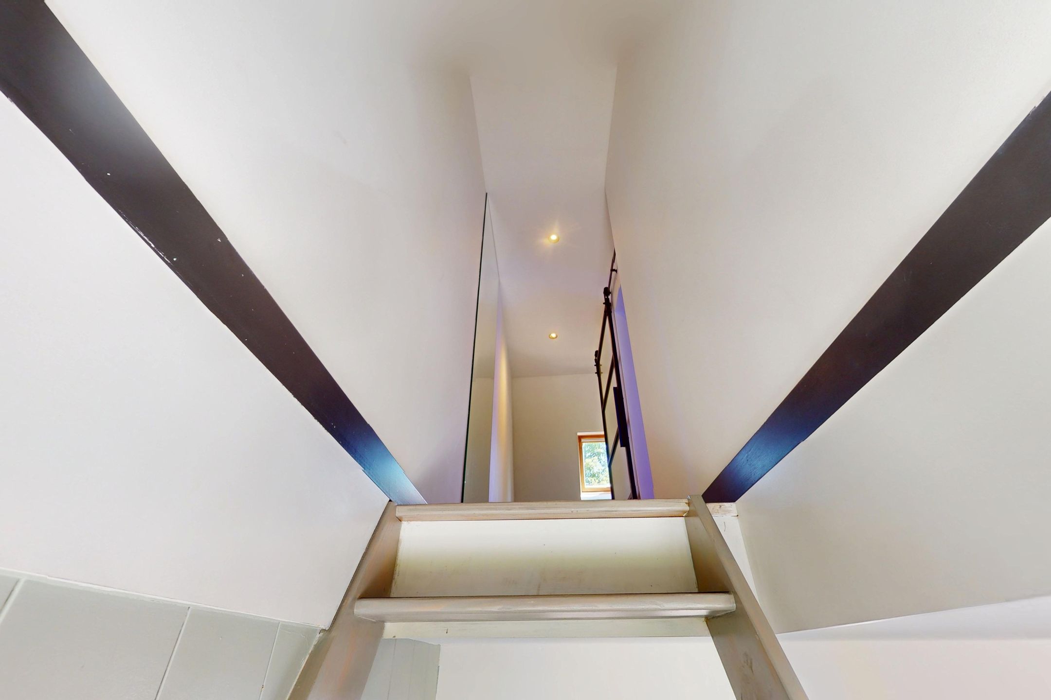 Completely Renovated Canal House with Sunny Garden in Enkhuizen City Centre — 24