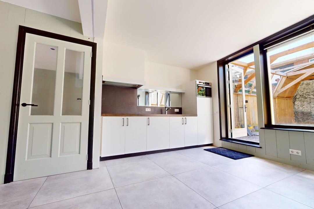 Completely Renovated Canal House with Sunny Garden in Enkhuizen City Centre — 17
