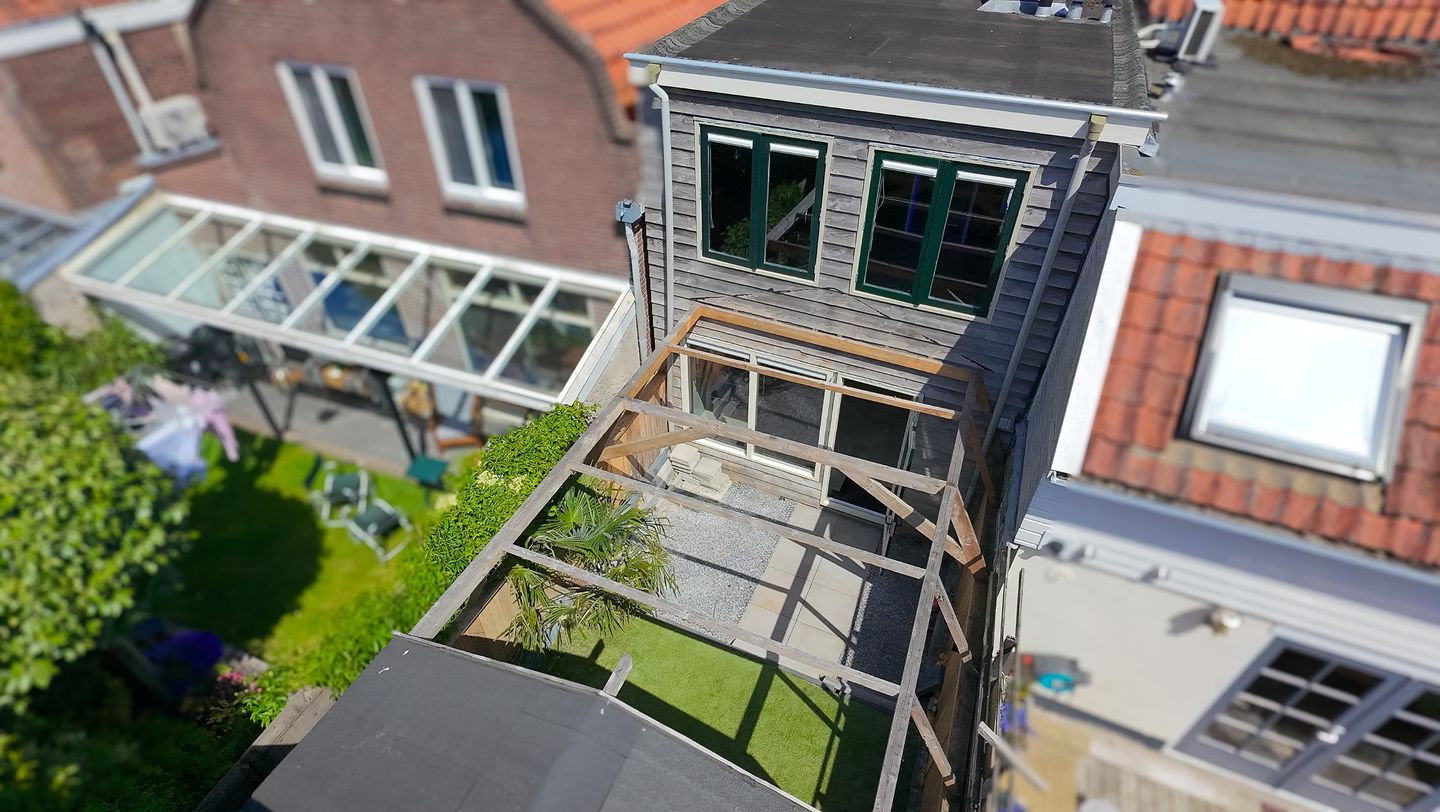 Completely Renovated Canal House with Sunny Garden in Enkhuizen City Centre — 40