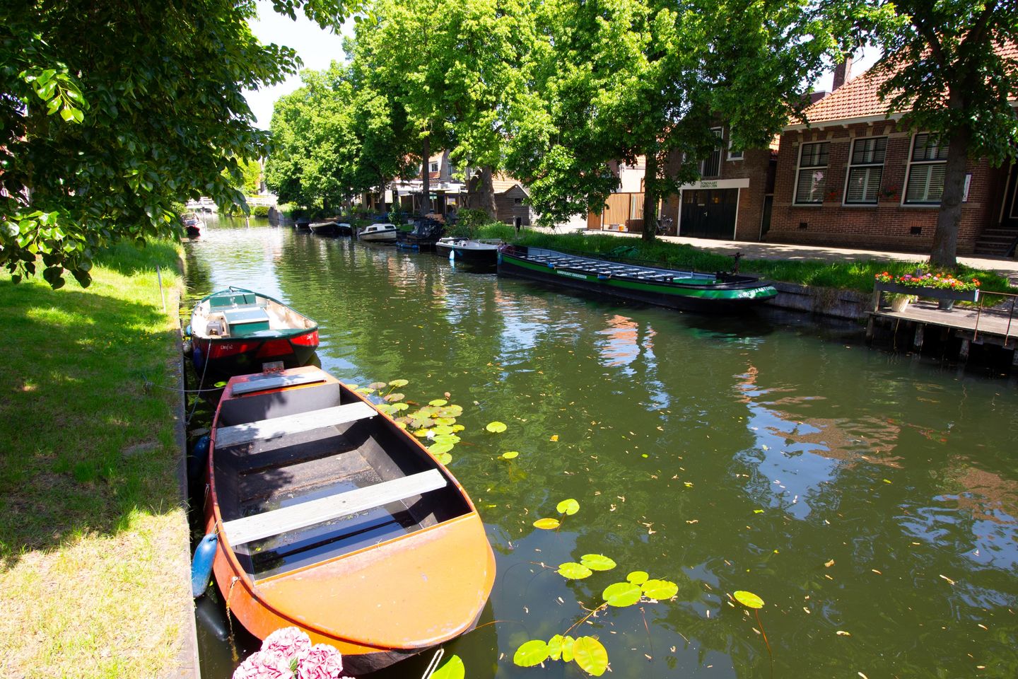 Completely Renovated Canal House with Sunny Garden in Enkhuizen City Centre — 49