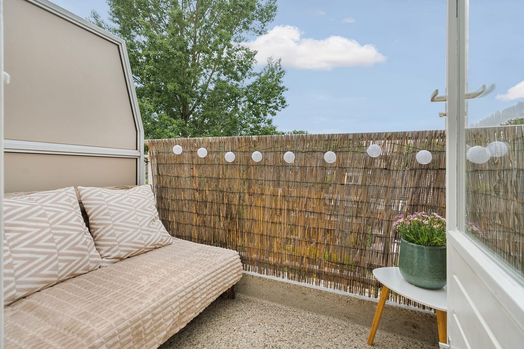 Well-Maintained Corner Apartment with West-Facing Balcony Near Nijmegen City Center — 17