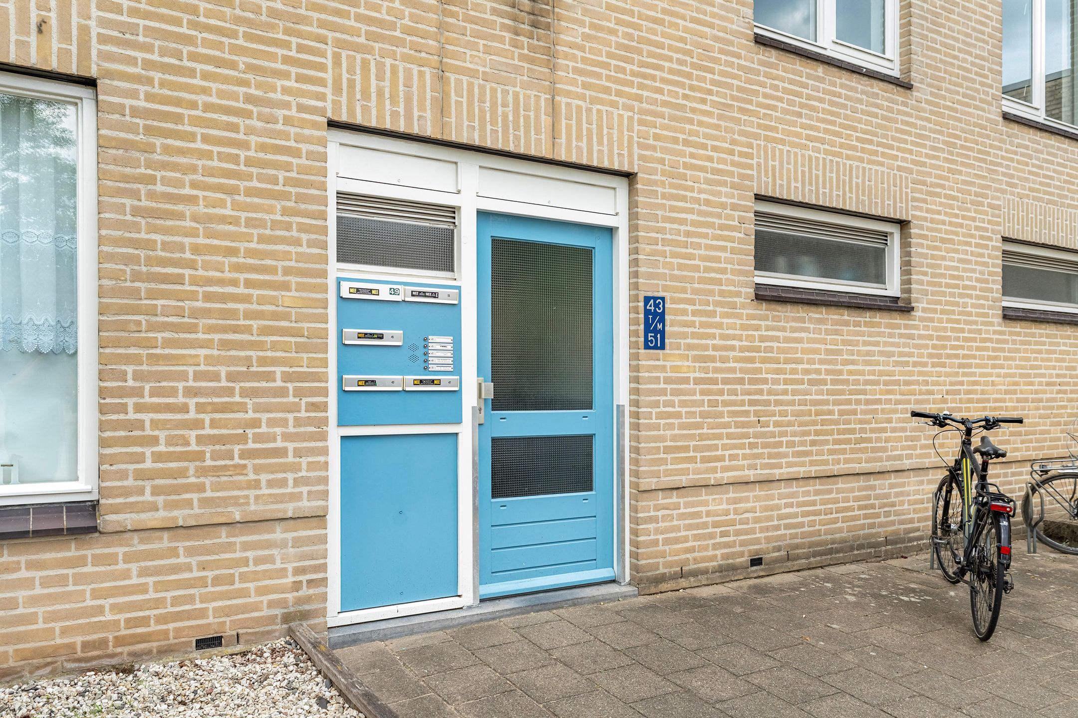 Well-Maintained Corner Apartment with West-Facing Balcony Near Nijmegen City Center — 27