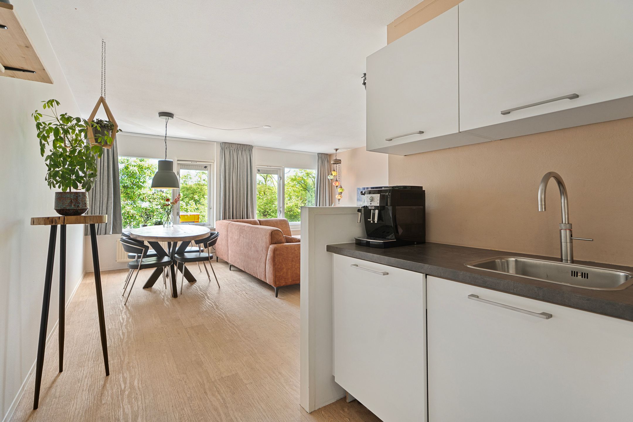 Well-Maintained Corner Apartment with West-Facing Balcony Near Nijmegen City Center — 12