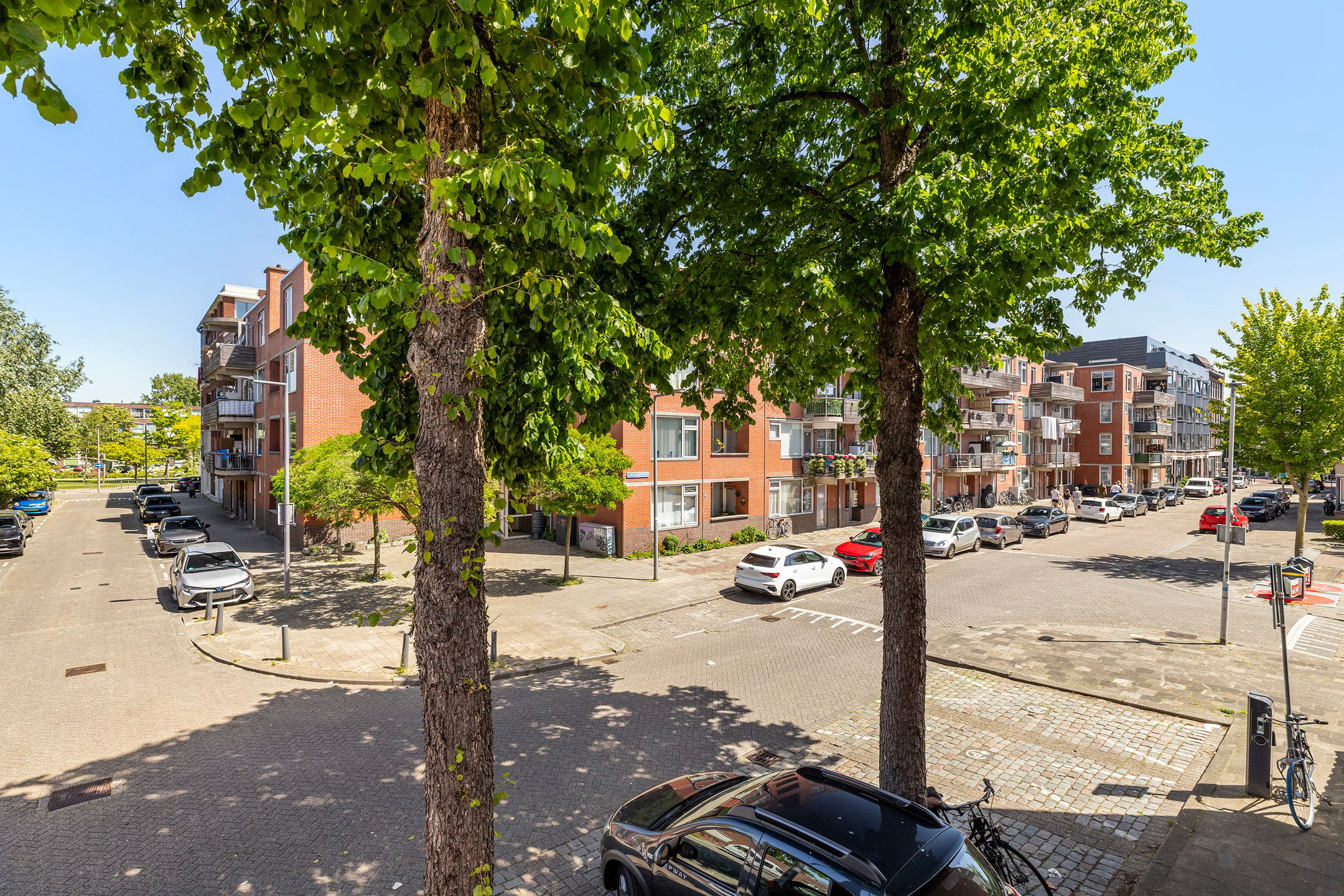 Photo 33 of Spiegelnisserstraat 1