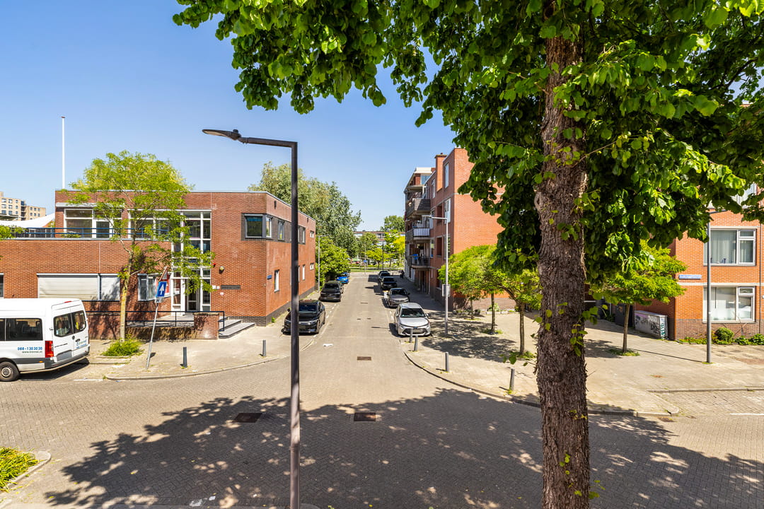 Photo 32 of Spiegelnisserstraat 1