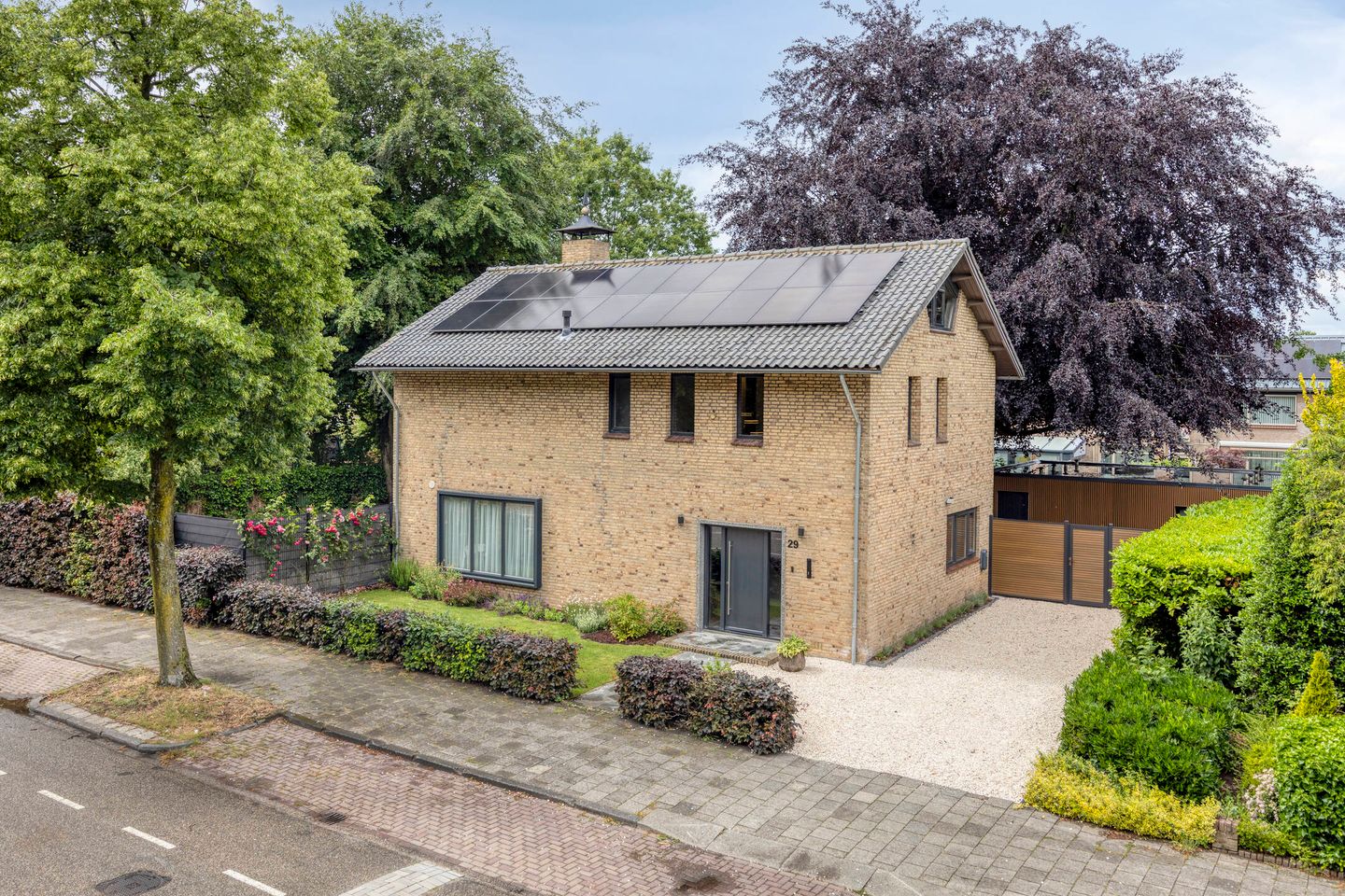 Fully Renovated Detached Family Home with A++ Energy Label in Waalwijk — 55