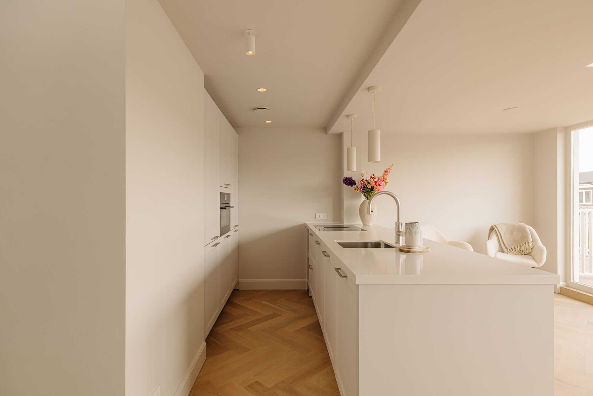 Photo 6 of Van Walbeeckstraat 32-4