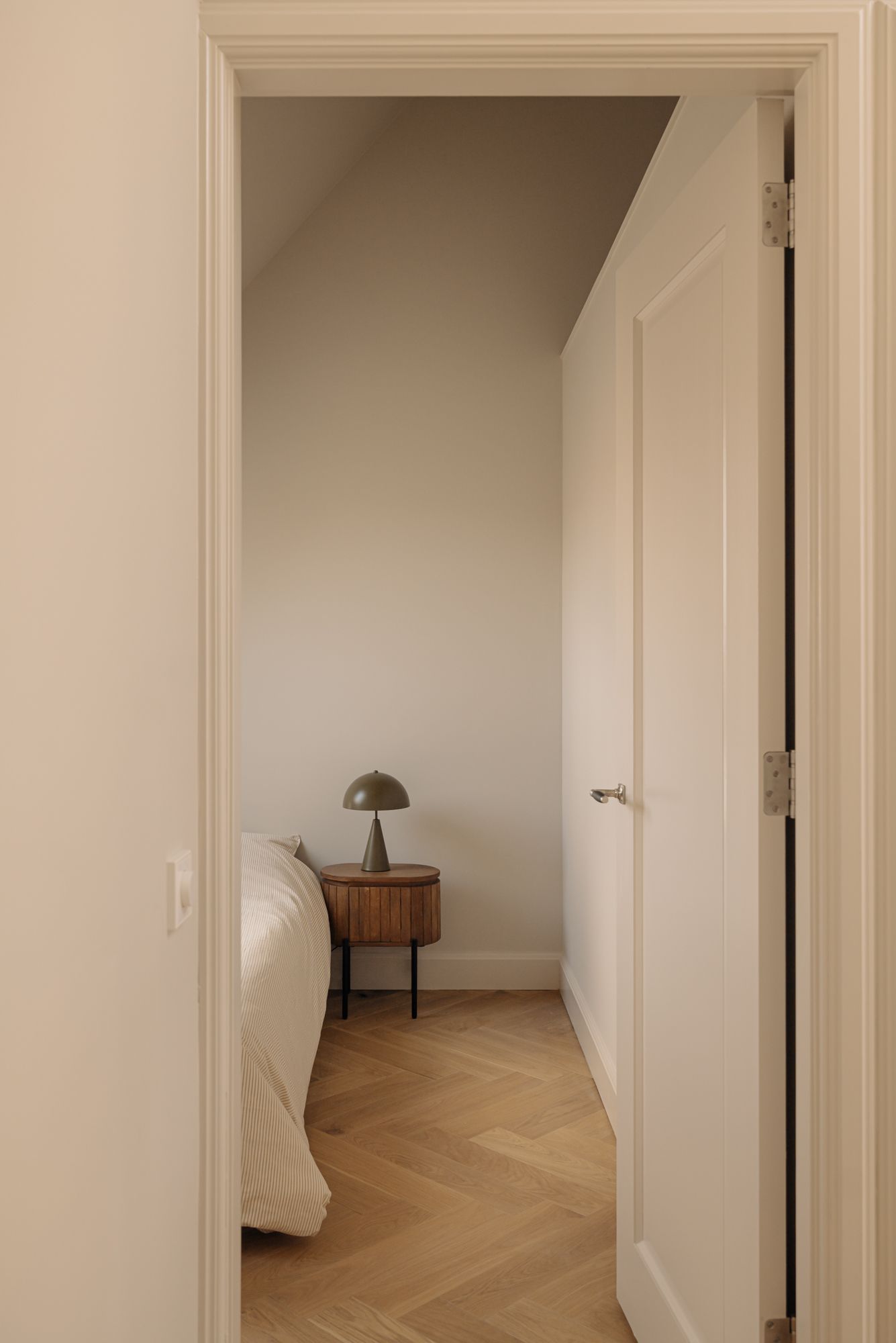 Photo 21 of Van Walbeeckstraat 32-4