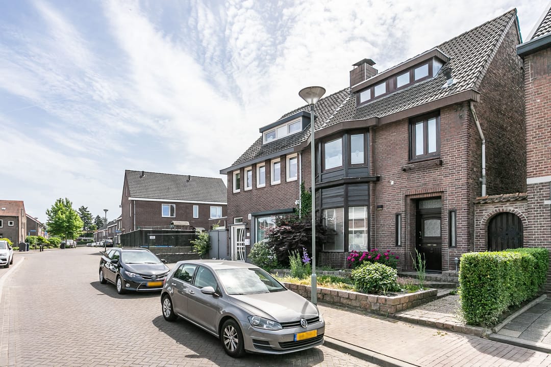 Photo 38 of Coelgroevenstraat 9