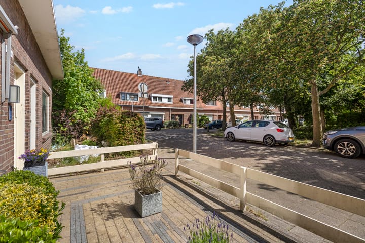 Foto 4 van Meeuwenstraat 21