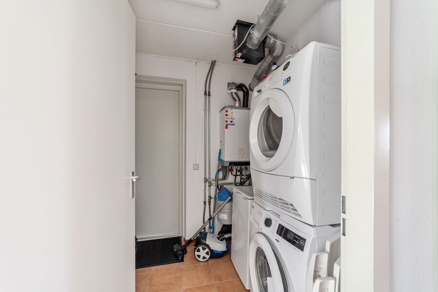 Photo 10 of De Heeren van 's-Gravensande 57
