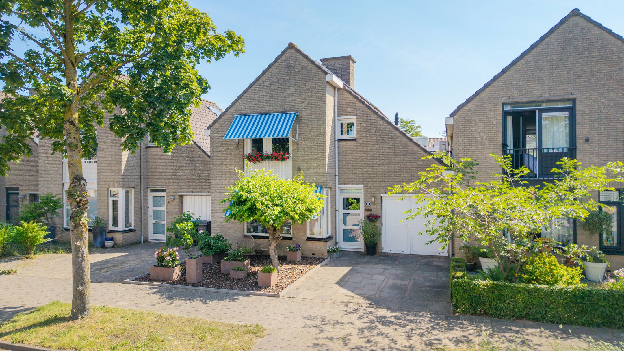 Zilverpark 81 