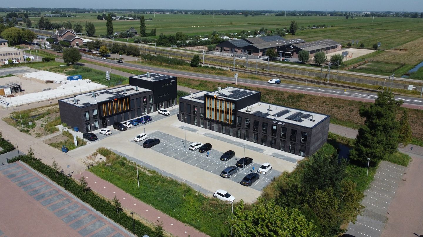 Bekijk foto 3 van Stationspark 1255