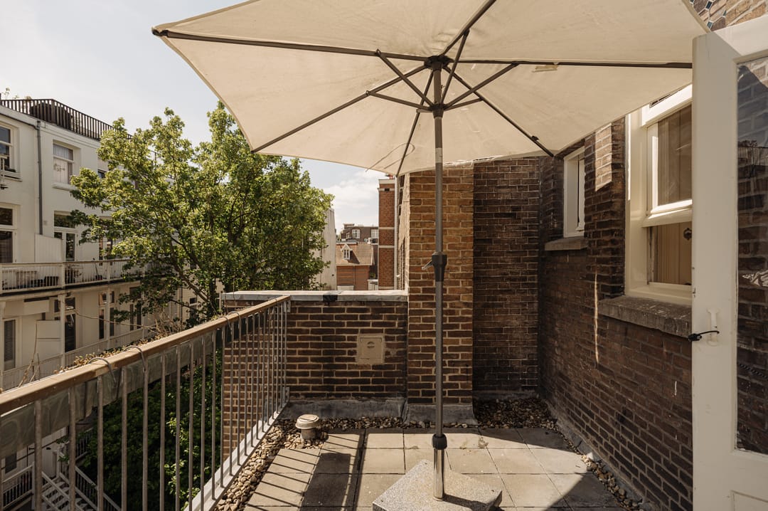 Grand 1895 Family Residence with Vondelpark Views and Authentic Period Details — 32