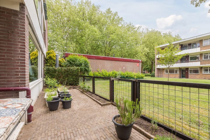 Foto 4 van Van der Waalsstraat 50