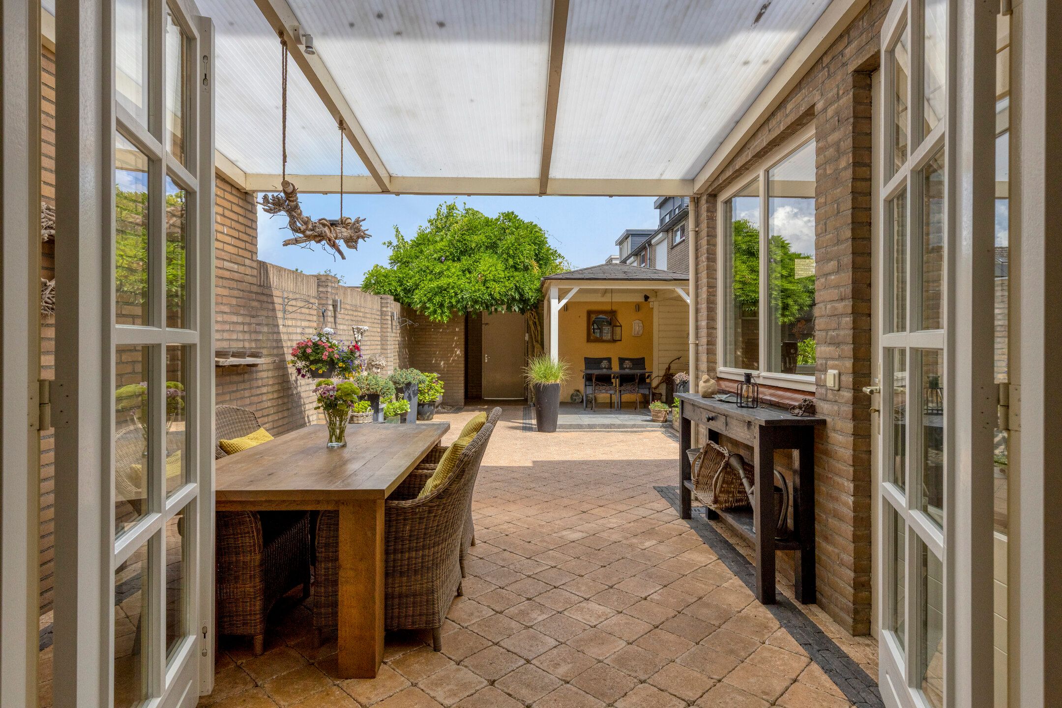 Spacious Extended Terraced House with Four Bedrooms and Two Bathrooms in Family-Friendly Veghel — 30