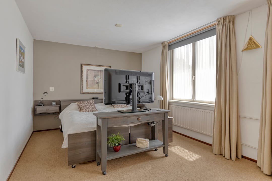 Spacious Extended Terraced House with Four Bedrooms and Two Bathrooms in Family-Friendly Veghel — 17