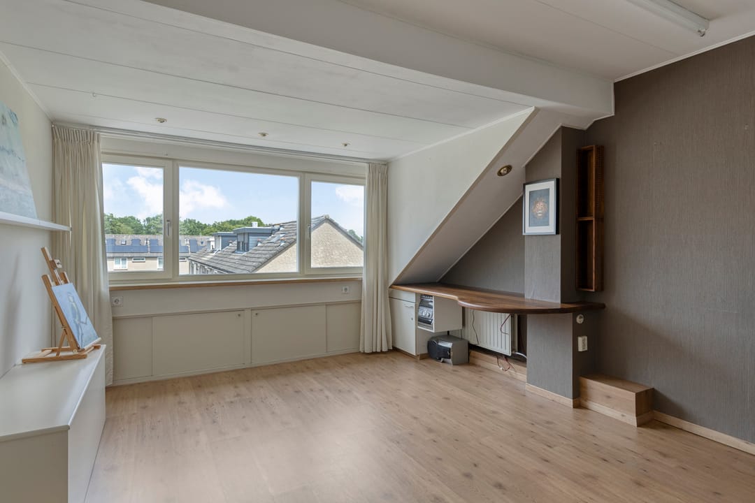 Spacious Extended Terraced House with Four Bedrooms and Two Bathrooms in Family-Friendly Veghel — 26