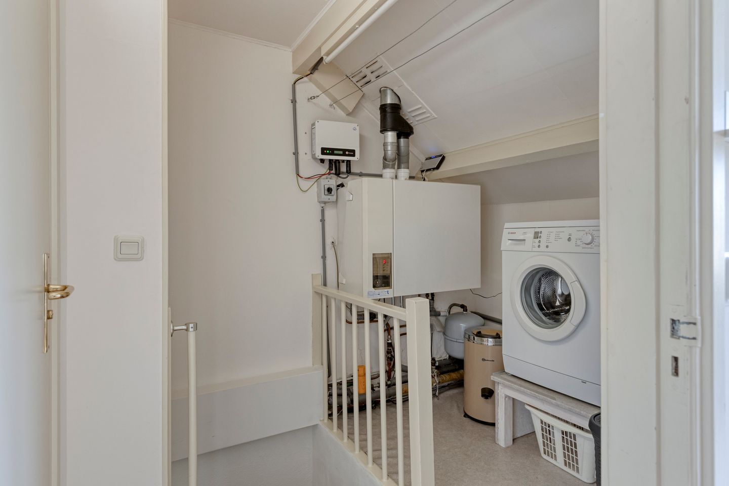 Spacious Extended Terraced House with Four Bedrooms and Two Bathrooms in Family-Friendly Veghel — 25