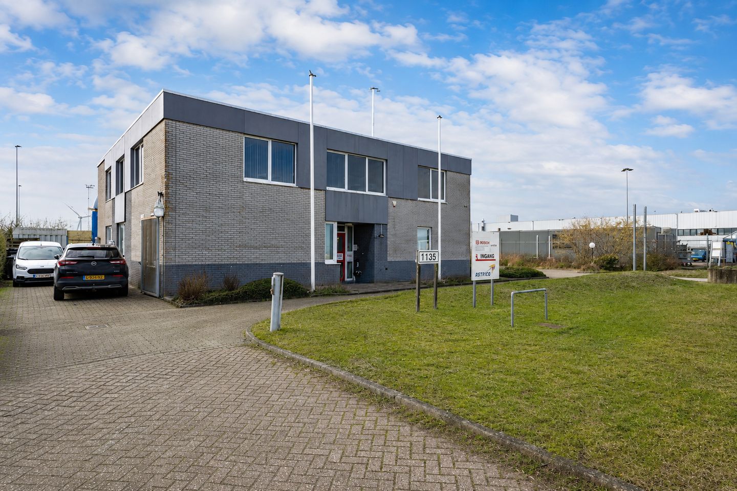 View photo 3 of Engelandweg 37