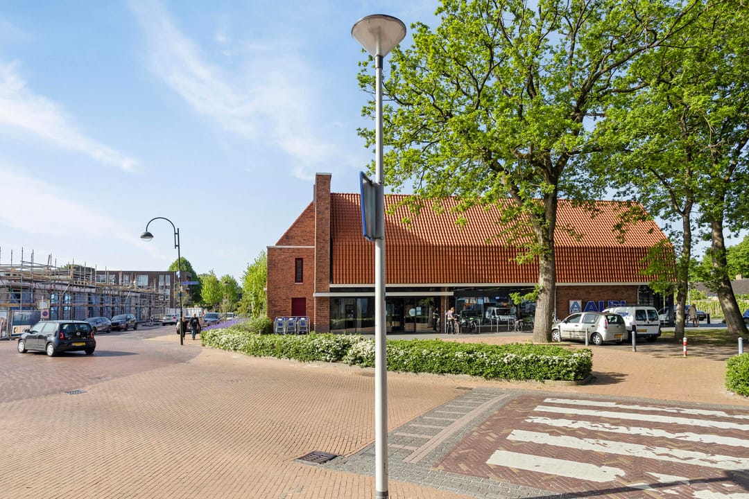 Photo 53 of ten Hooringerlaan 24