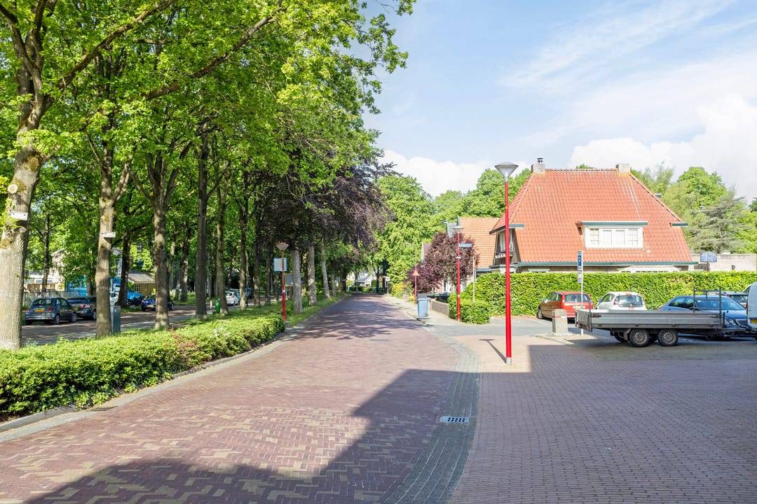 Photo 52 of ten Hooringerlaan 24
