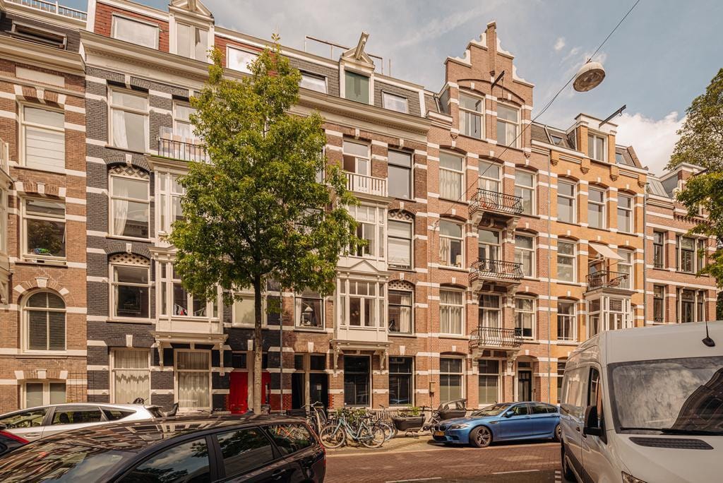 Photo 21 of Derde Helmersstraat 74-H