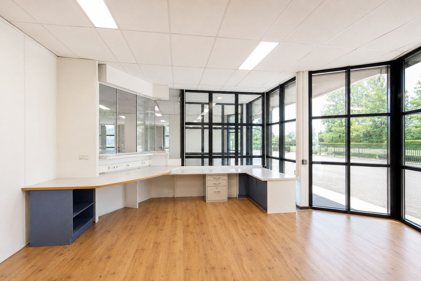 View photo 5 of Kampstraat 80