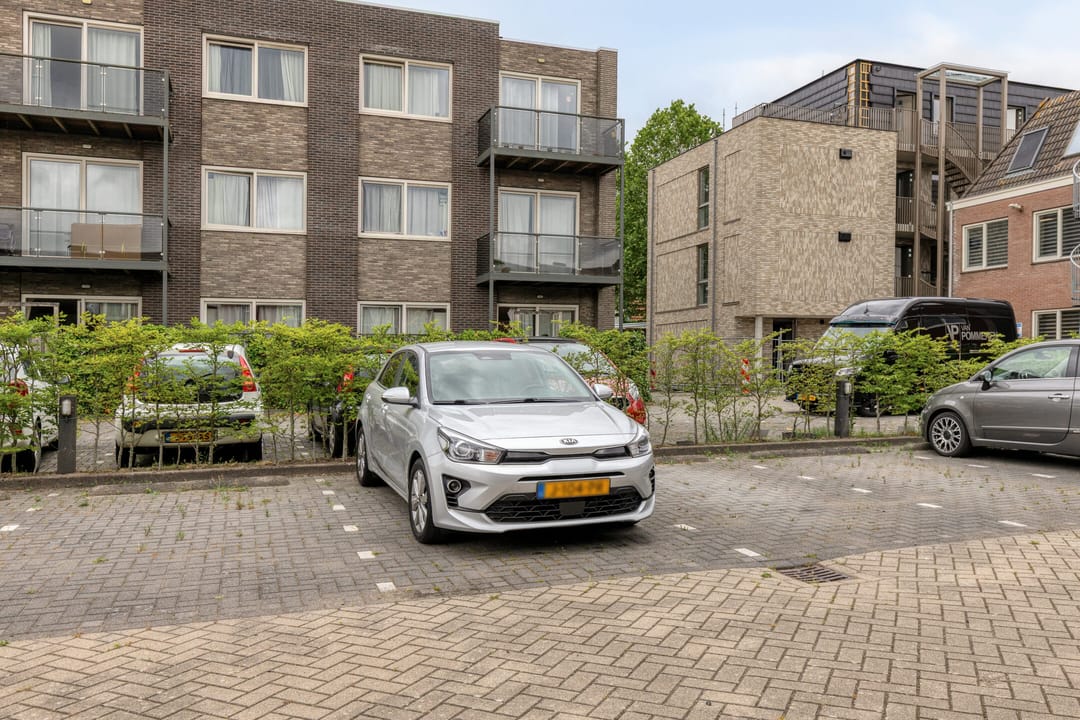 Foto 23 van Hoofdweg 676-E