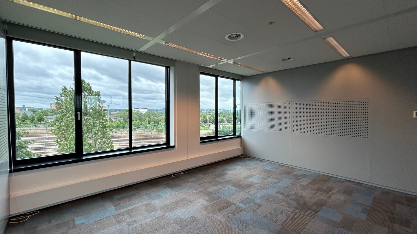 View photo 2 of CBS-weg 11
