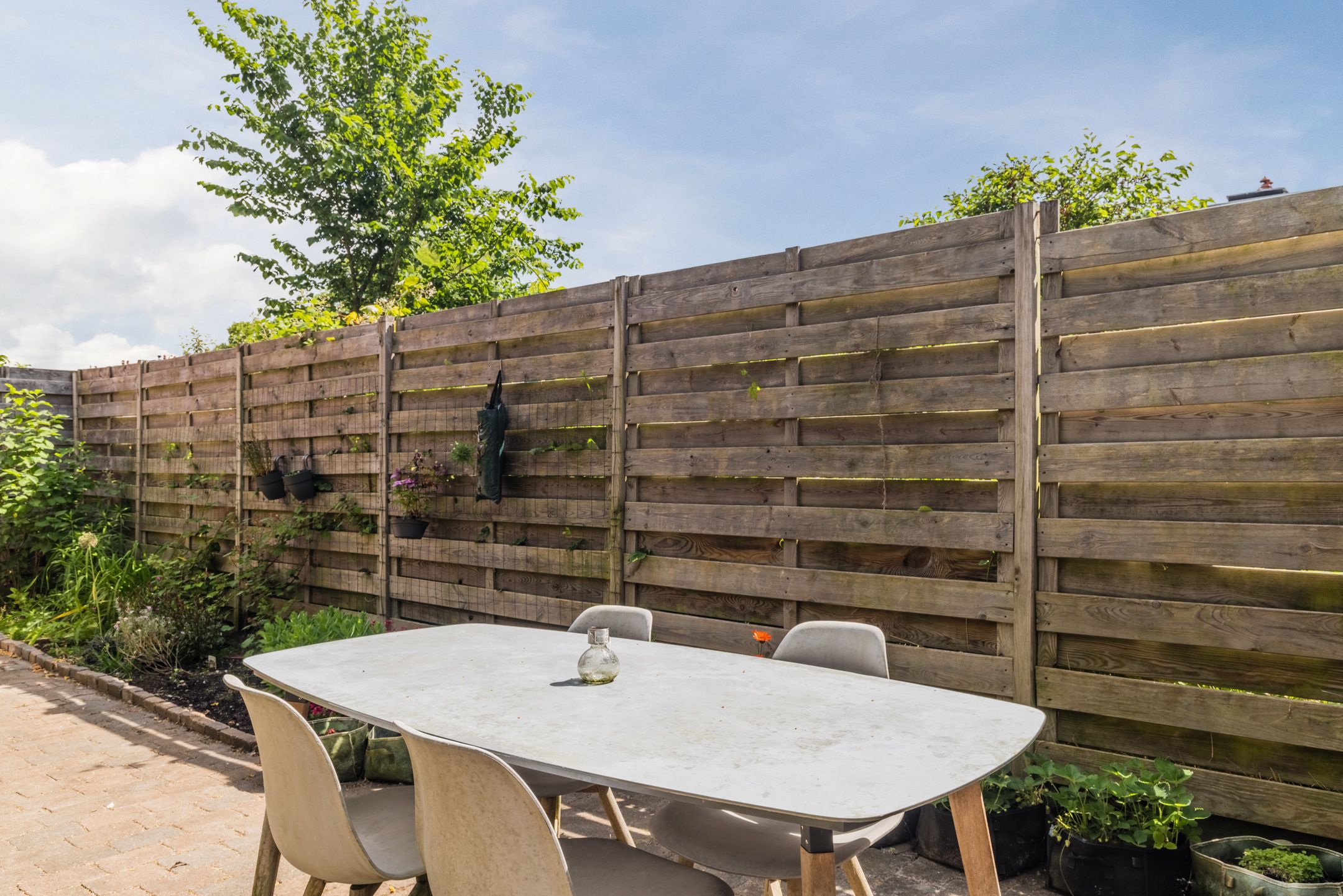 Ground Floor Apartment with Exceptional Garden in Hoograven, Utrecht — 21
