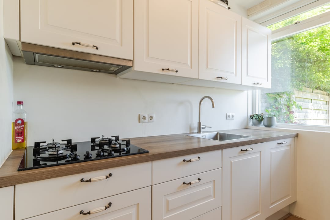 Ground Floor Apartment with Exceptional Garden in Hoograven, Utrecht — 31