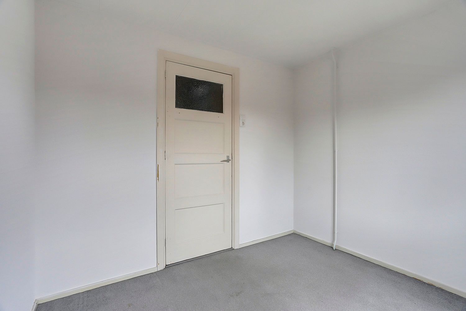 Charming Terraced Home with Three Bedrooms and Expansion Potential — 15