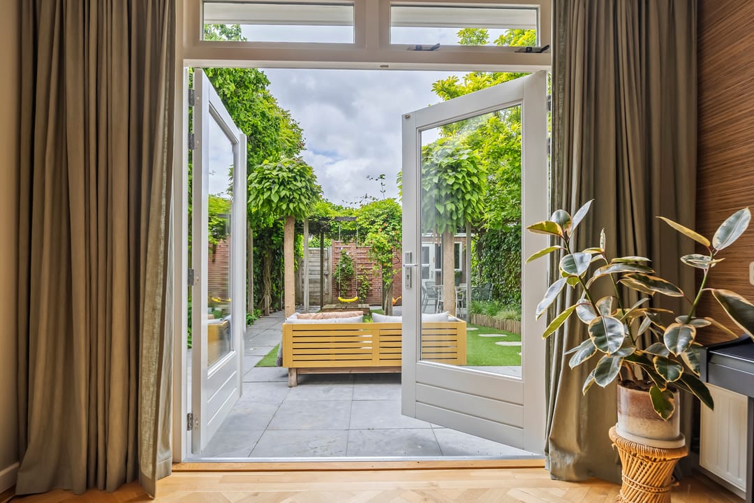 Photo 16 of Prins Hendrikstraat 1