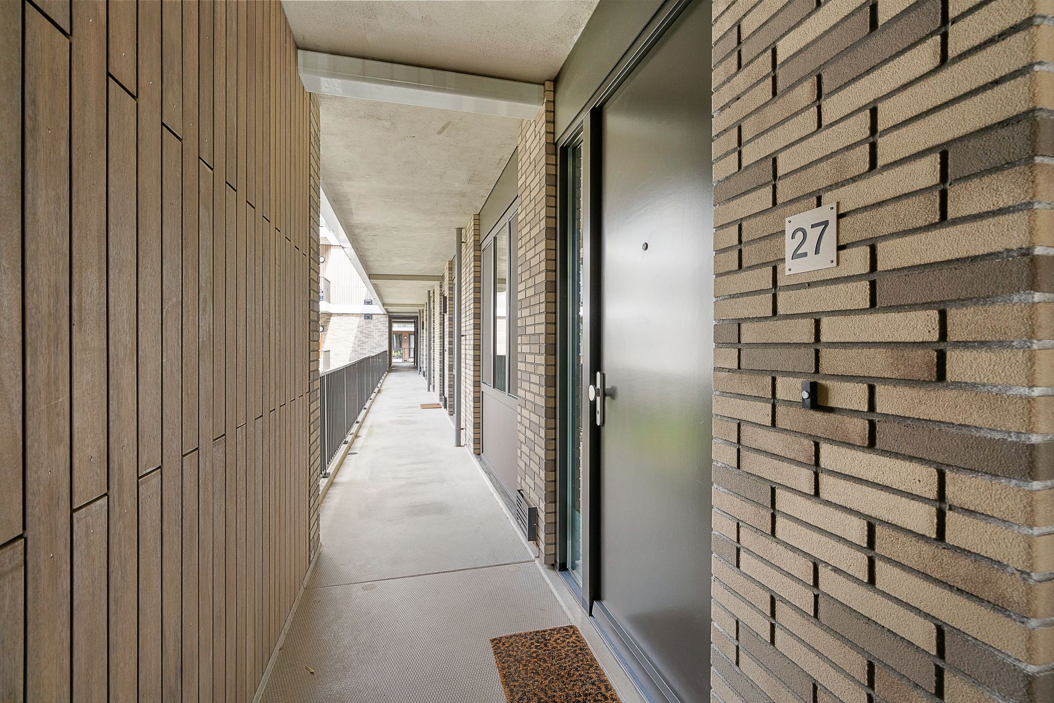 Modern 2024 Apartment with Parking in Rijnhuizen — 9